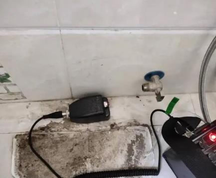 兰坪屋顶漏水维修公司分享下卫生间漏水的危害及解决方法